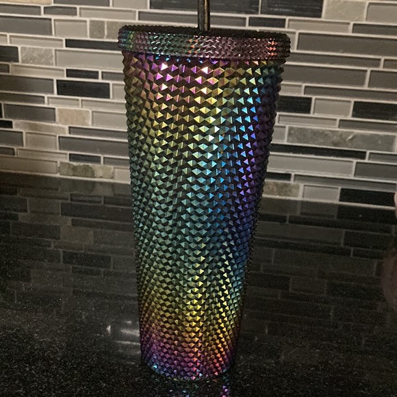 Starbucks new fall release oil slick chrome cup - Picture 4 of 6